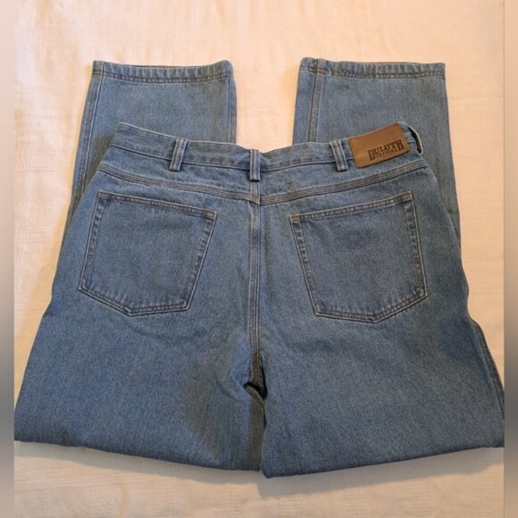 Duluth Trading Co men's size 38 x 32 light wash jeans, VGUC - Picture 4 of 7